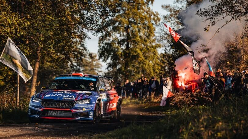 Powiększ: